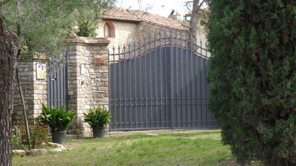Il Fienile Holiday Home Le Fornacette Extérieur photo